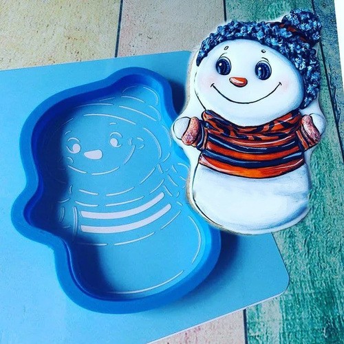 Трафарет + вырубка Снеговик в тигровом свитере